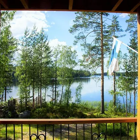 Pine House, Saimaa