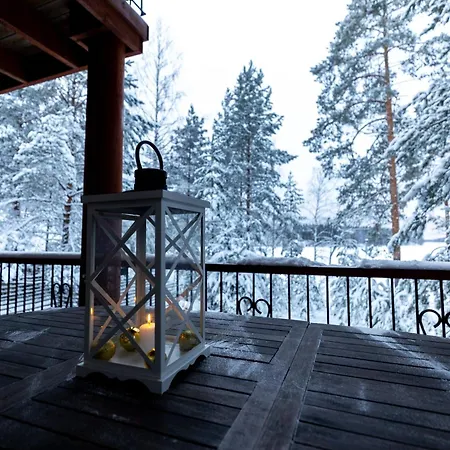 Pine House, Saimaa 别墅 Pettila
