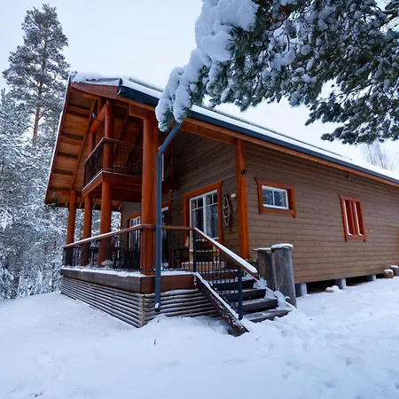 别墅 Pine House, Saimaa