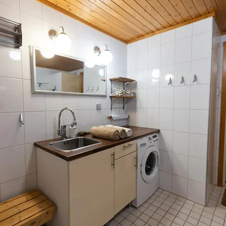 别墅 Pine House, Saimaa Pettila