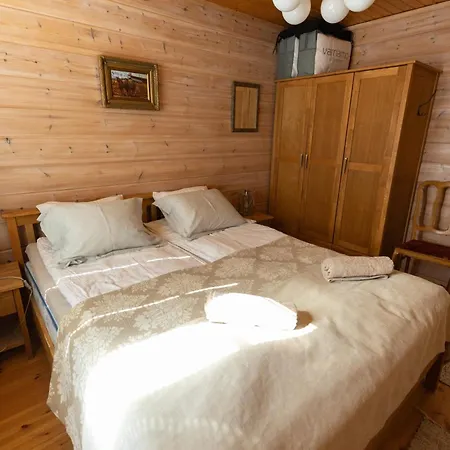 Pine House, Saimaa 别墅 Pettila